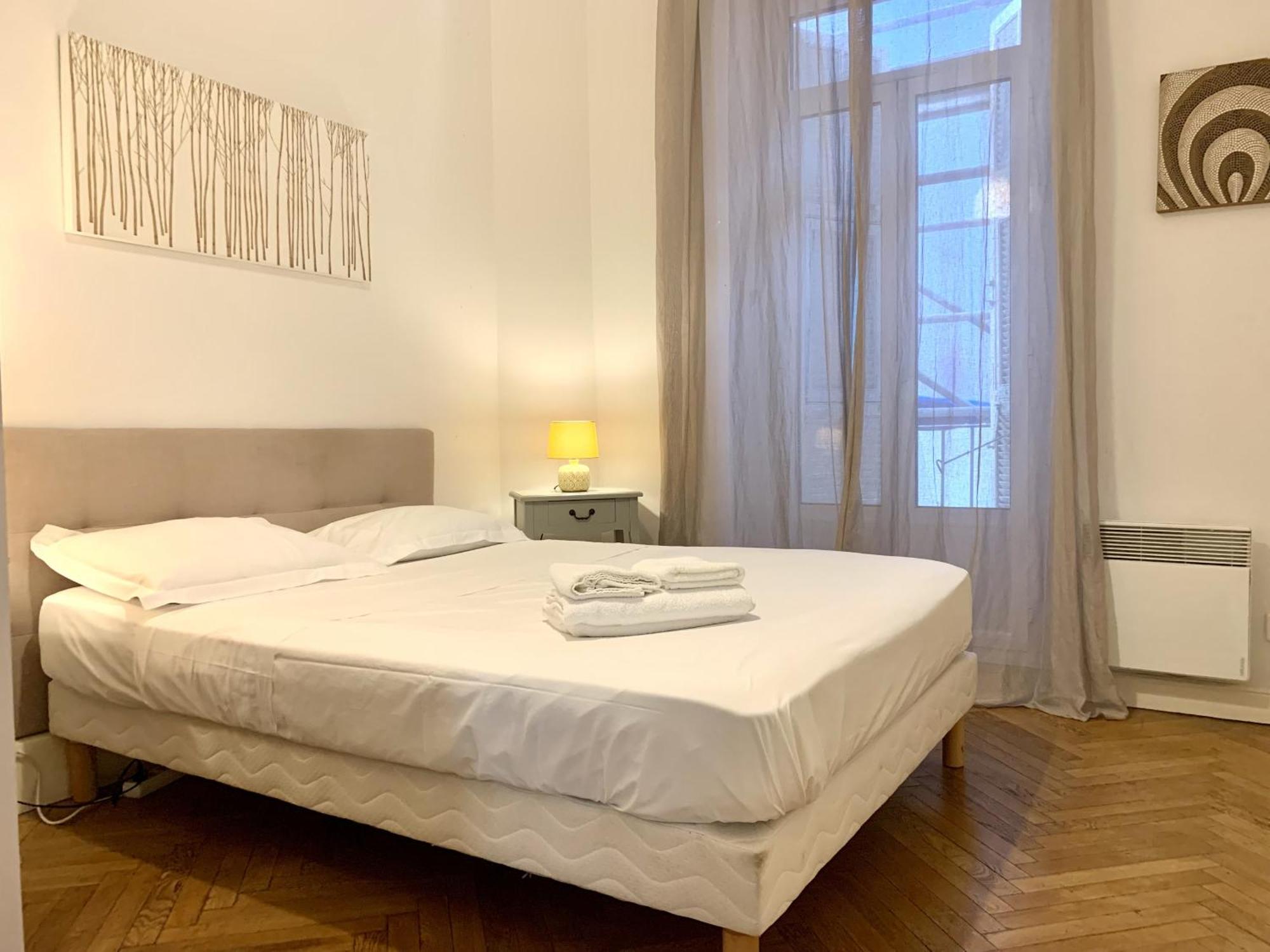 Aparthotel Riviera - 2 Minutes De La Plage - Exceptionnel 2 Chambres Ac - Balcon Meyerbeer 1 نيس المظهر الخارجي الصورة